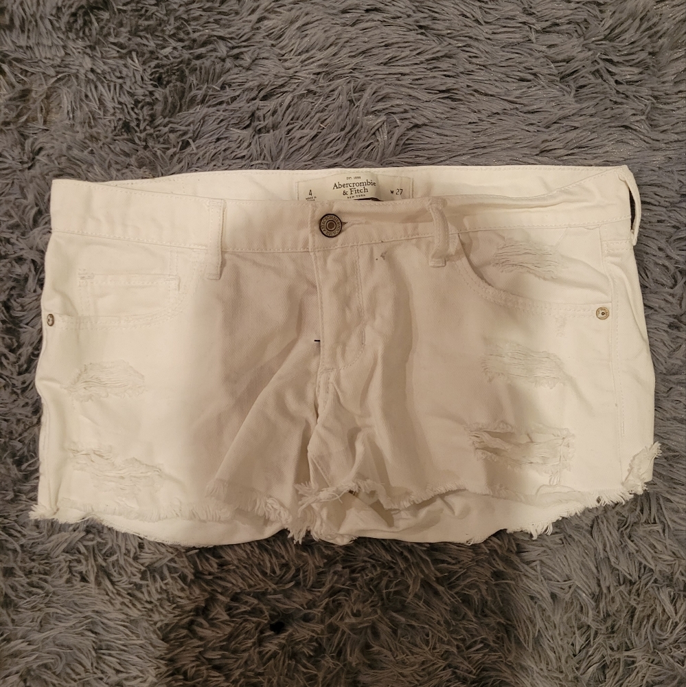 Women's Abercrombie and Fitch shorts